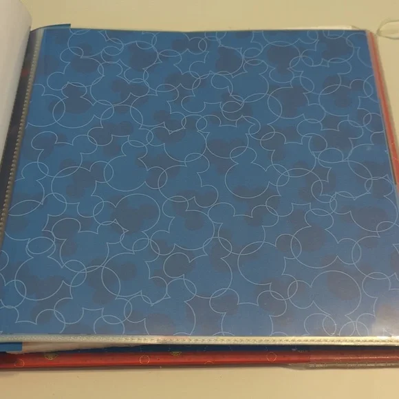 Mickey Mouse 8" X 8" Scrapbook Kit - Picture 6 of 8